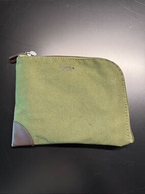 Shinola American Airlines Olive Green Canvas Amenity Bag w/ Toiletries - NWT